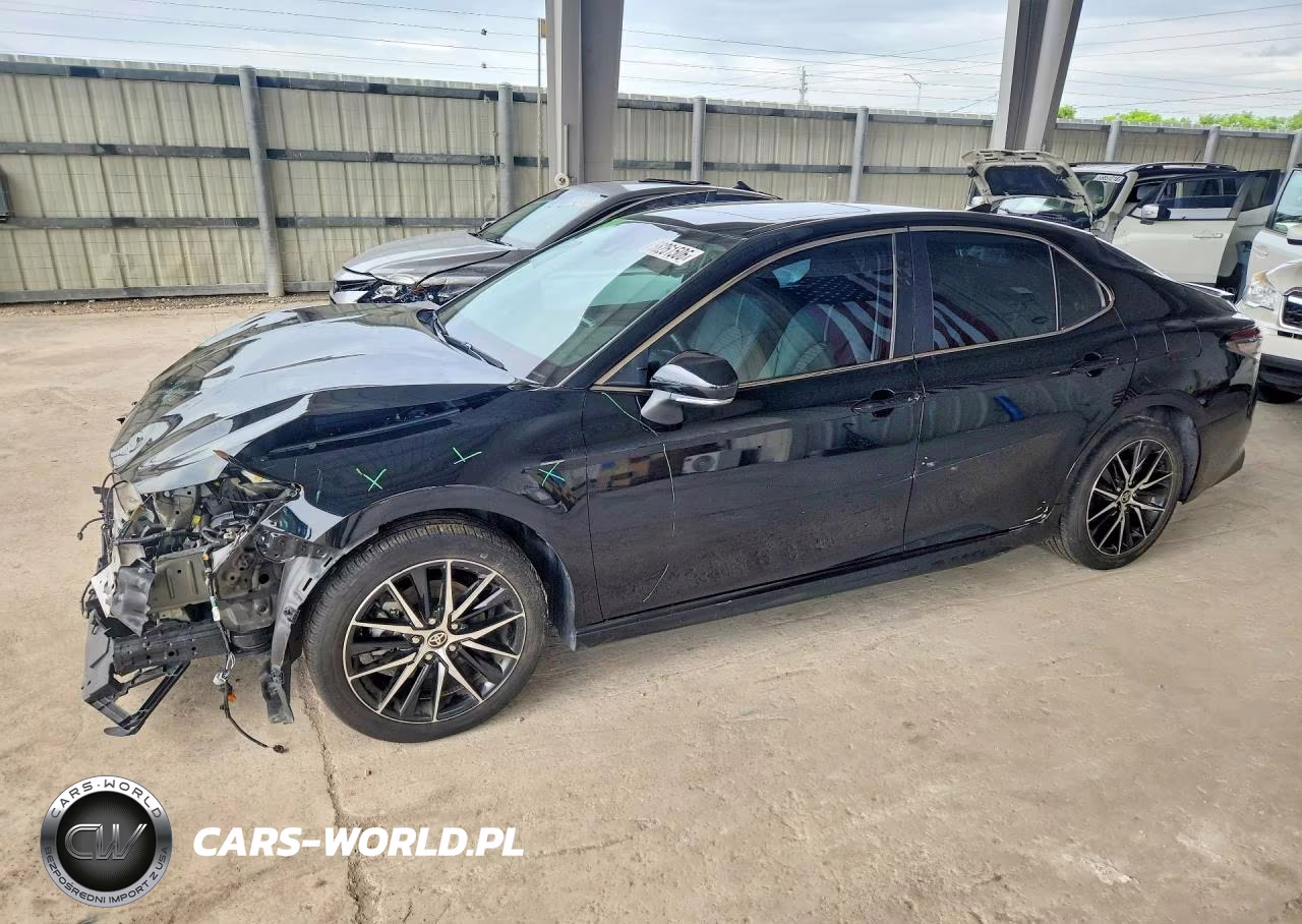 2024 Toyota Camry Se – zdjęcie 1 z 12