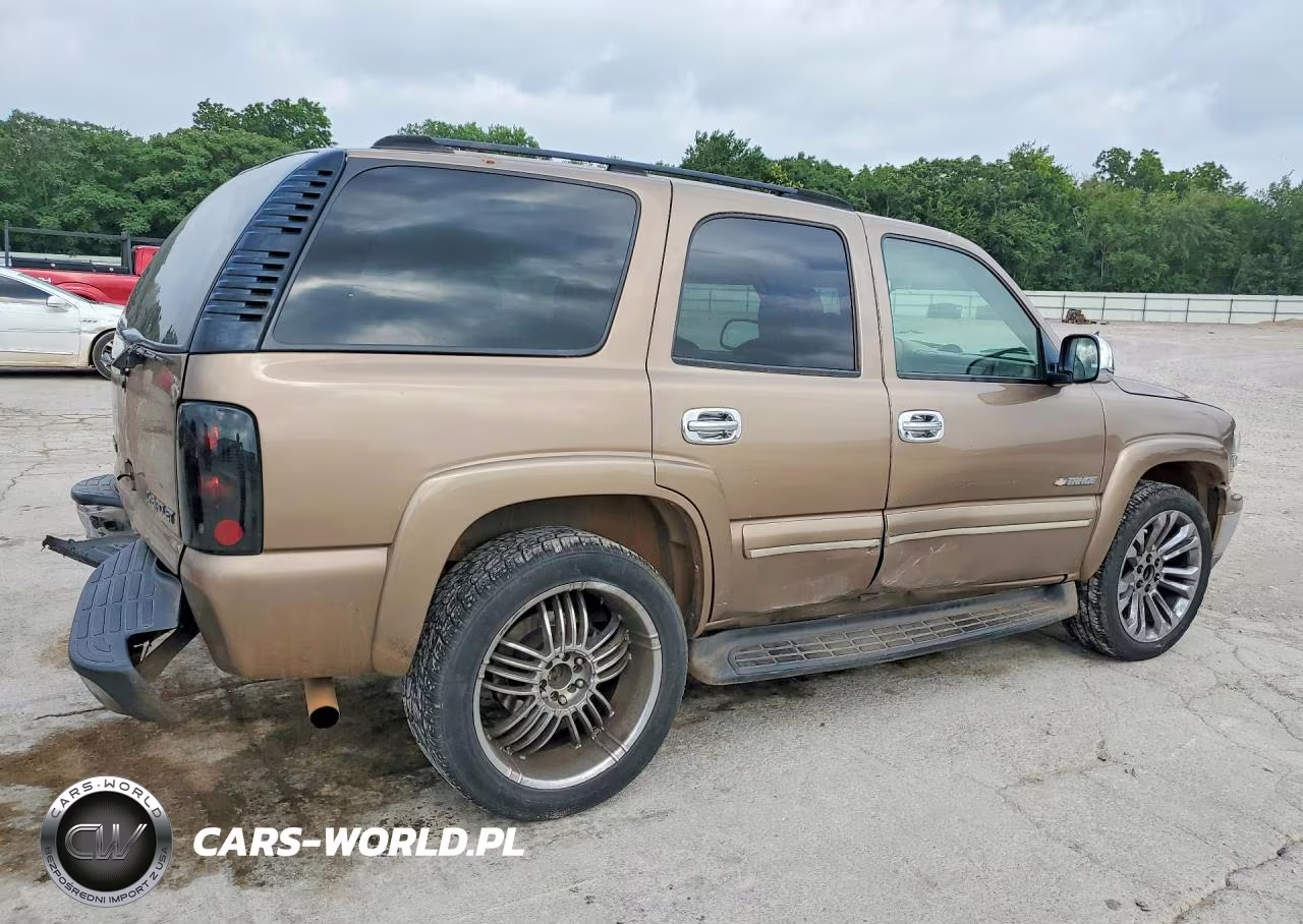 2003 Chevrolet Tahoe C1500 VIN:1GNEC13Z43R187361 - 3