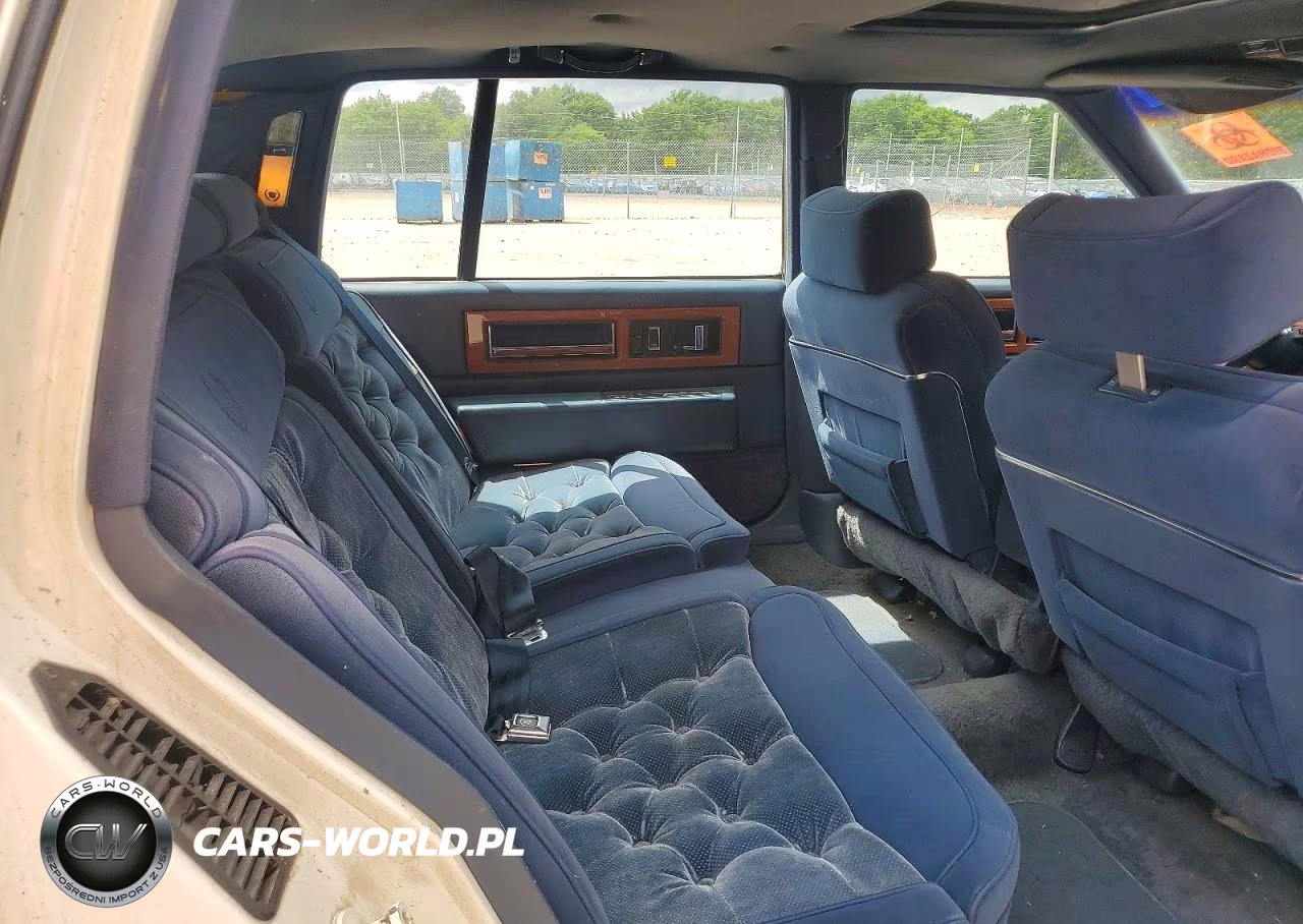 1989 Cadillac Fleetwood VIN:1G6CB5155K4271195 - 10
