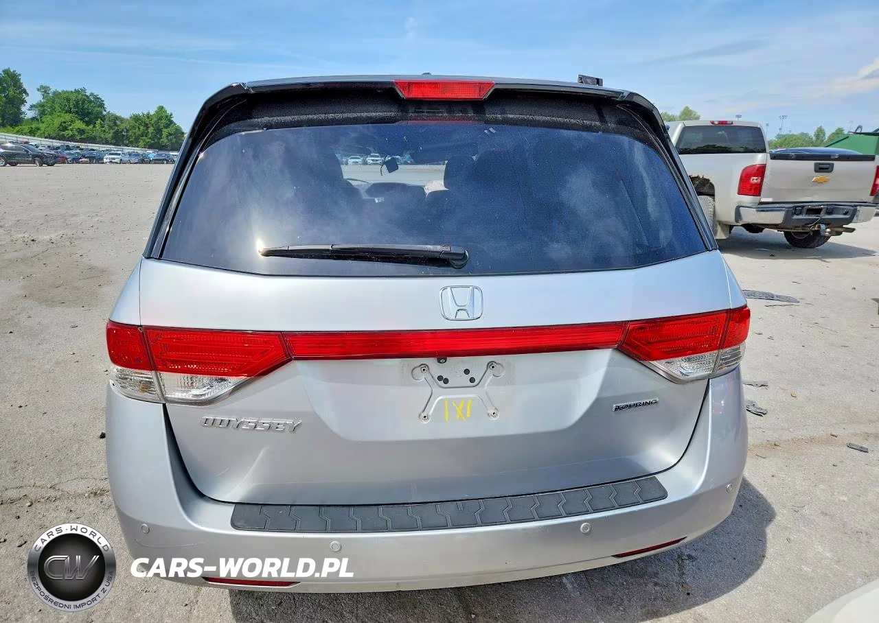 2014 Honda Odyssey Touring VIN:5FNRL5H93EB126067 - 6