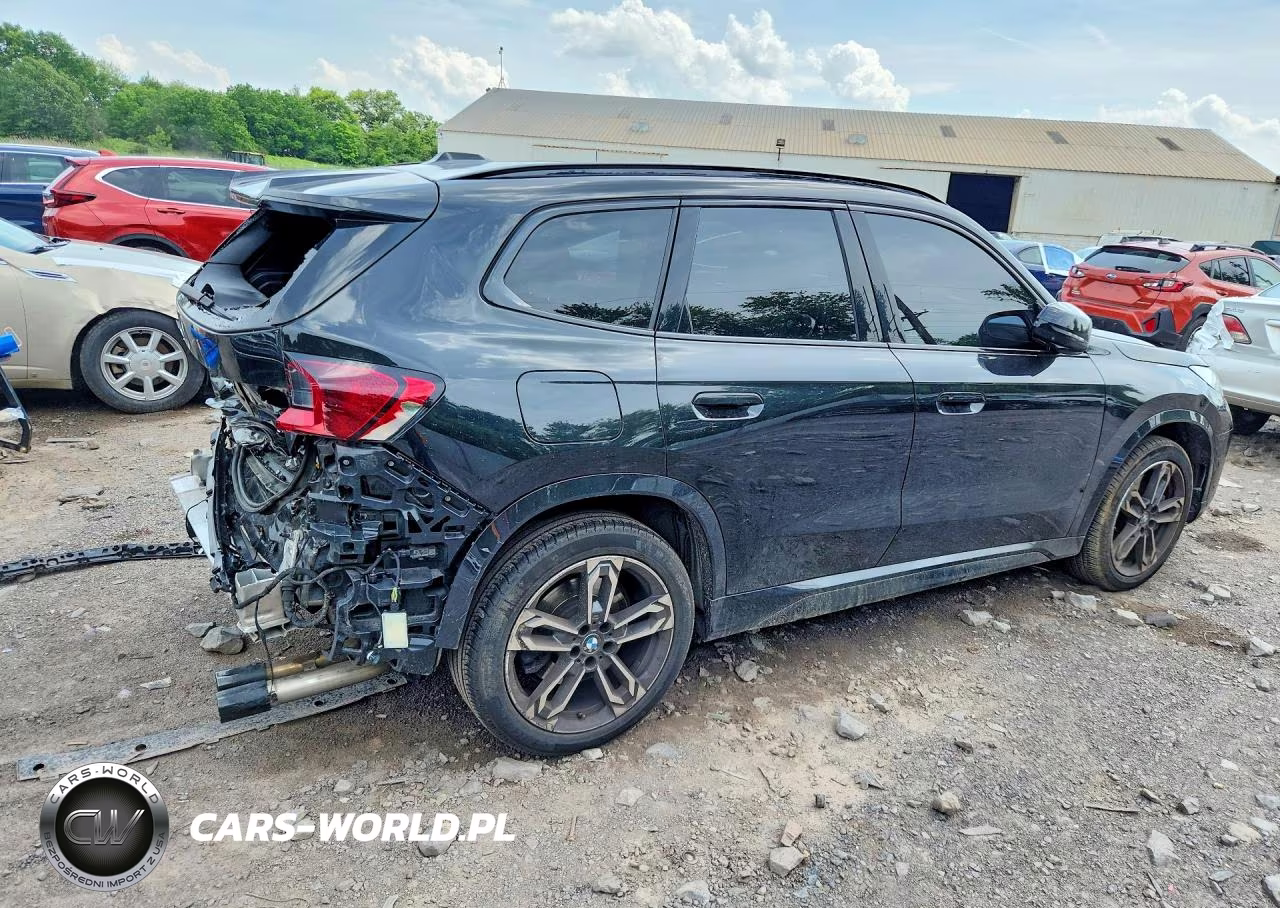 2024 BMW X1 M35I VIN:WBX13EF00R5Y55476 - 3