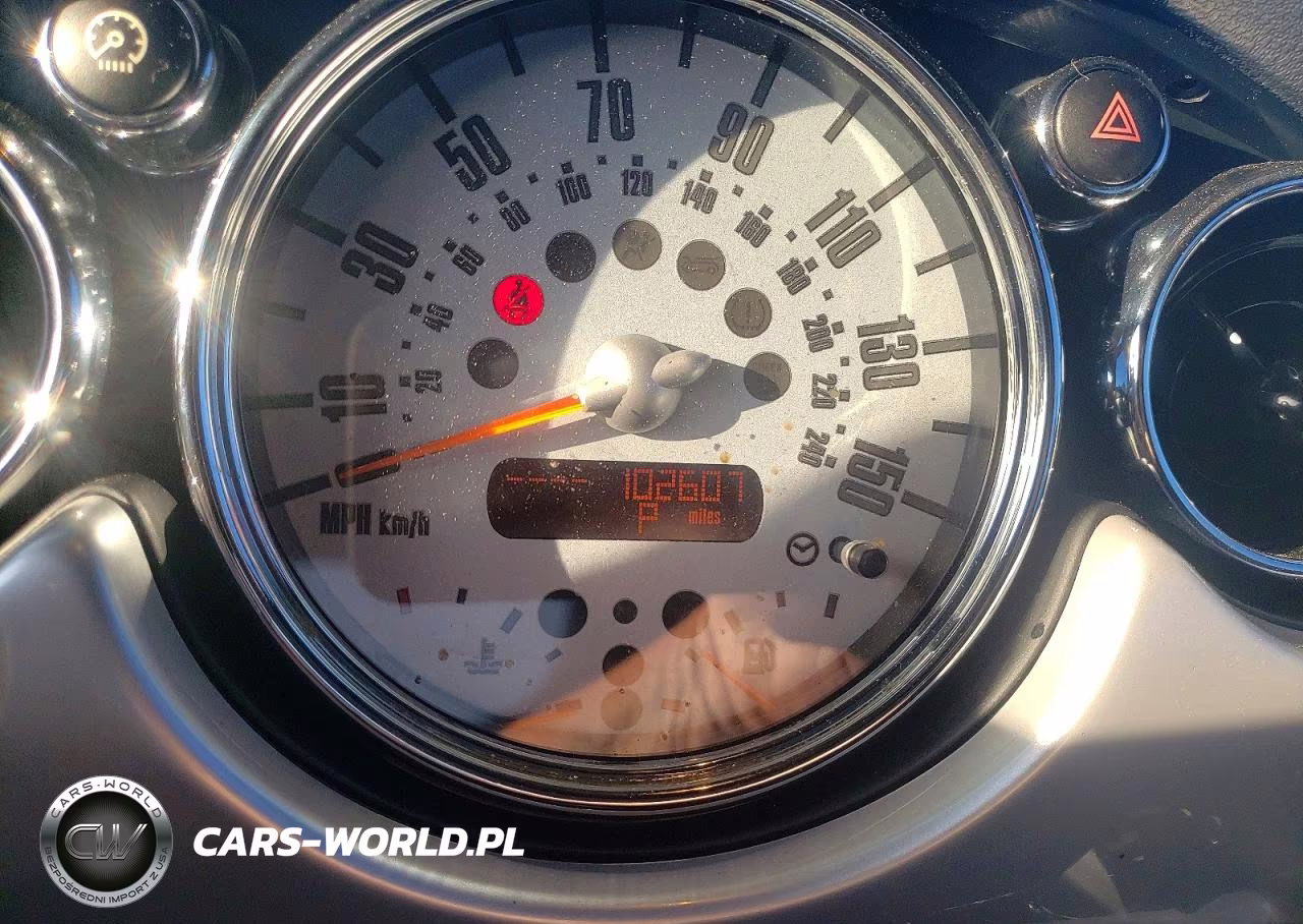 2008 Mini Cooper VIN:WMWRF33518TG19280 - 9