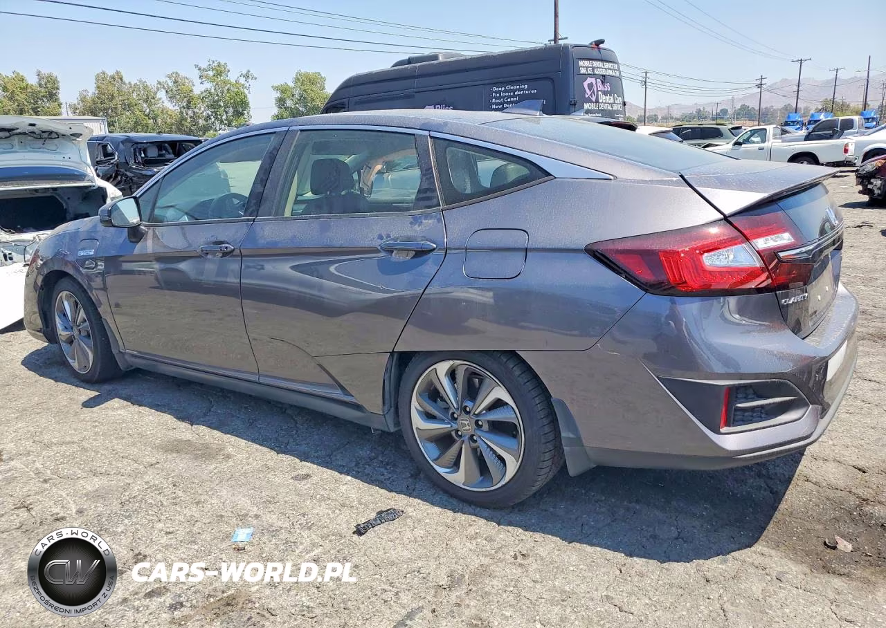 2018 Honda Clarity Touring VIN:JHMZC5F37JC007300 - 2