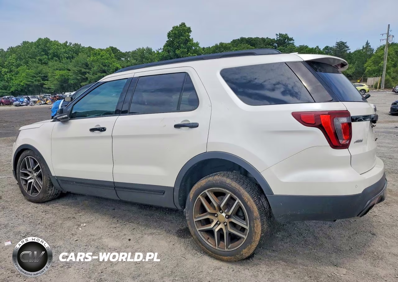 2017 Ford Explorer Sport VIN:1FM5K8GT7HGA30884 - 2