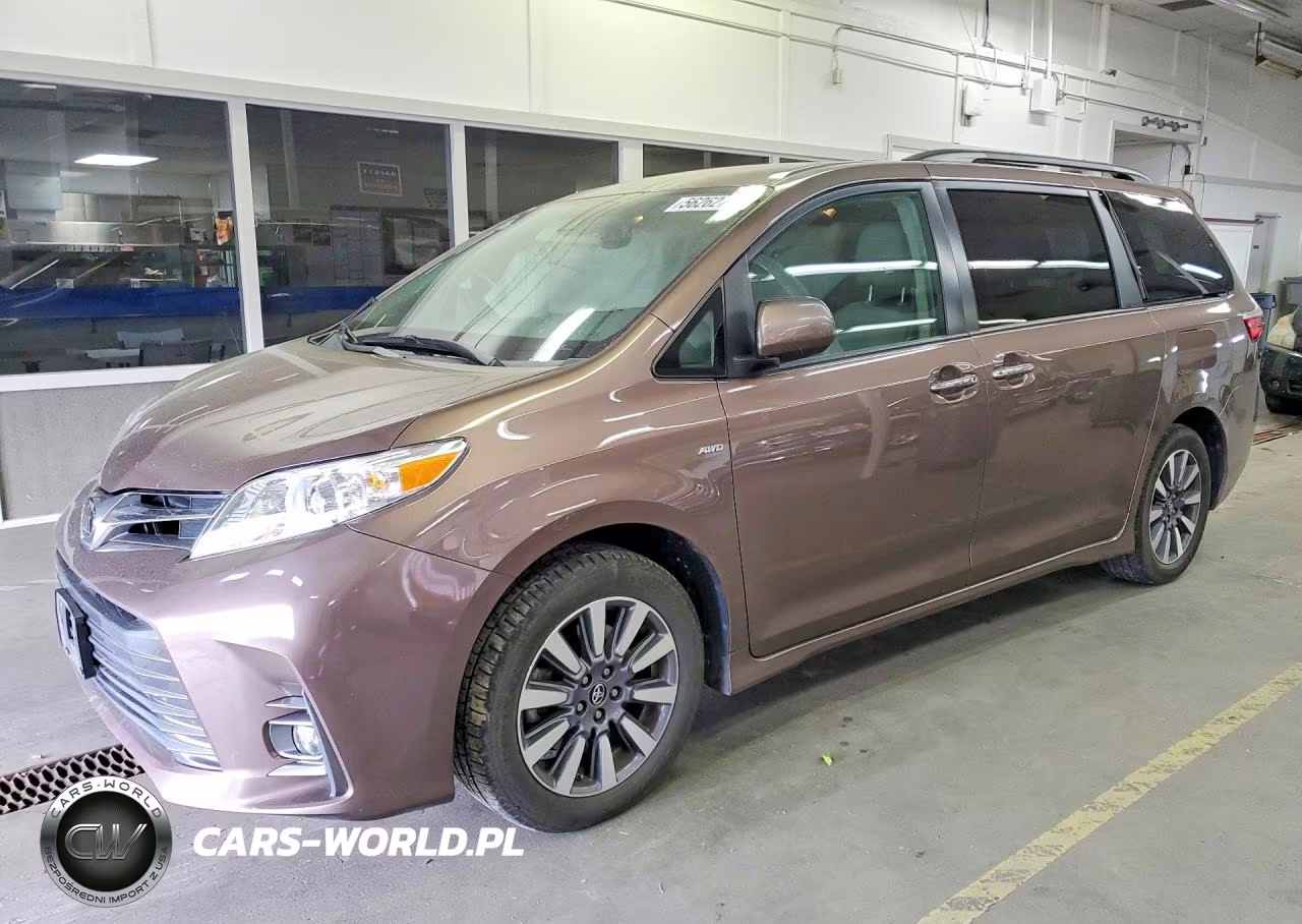 2018 Toyota Sienna Xle 7-Passenger