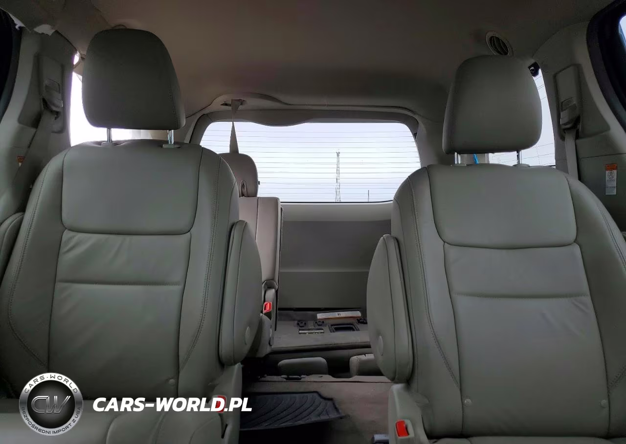 2018 Toyota Sienna Xle 7-Passenger VIN:5TDDZ3DC9JS196287 - 10