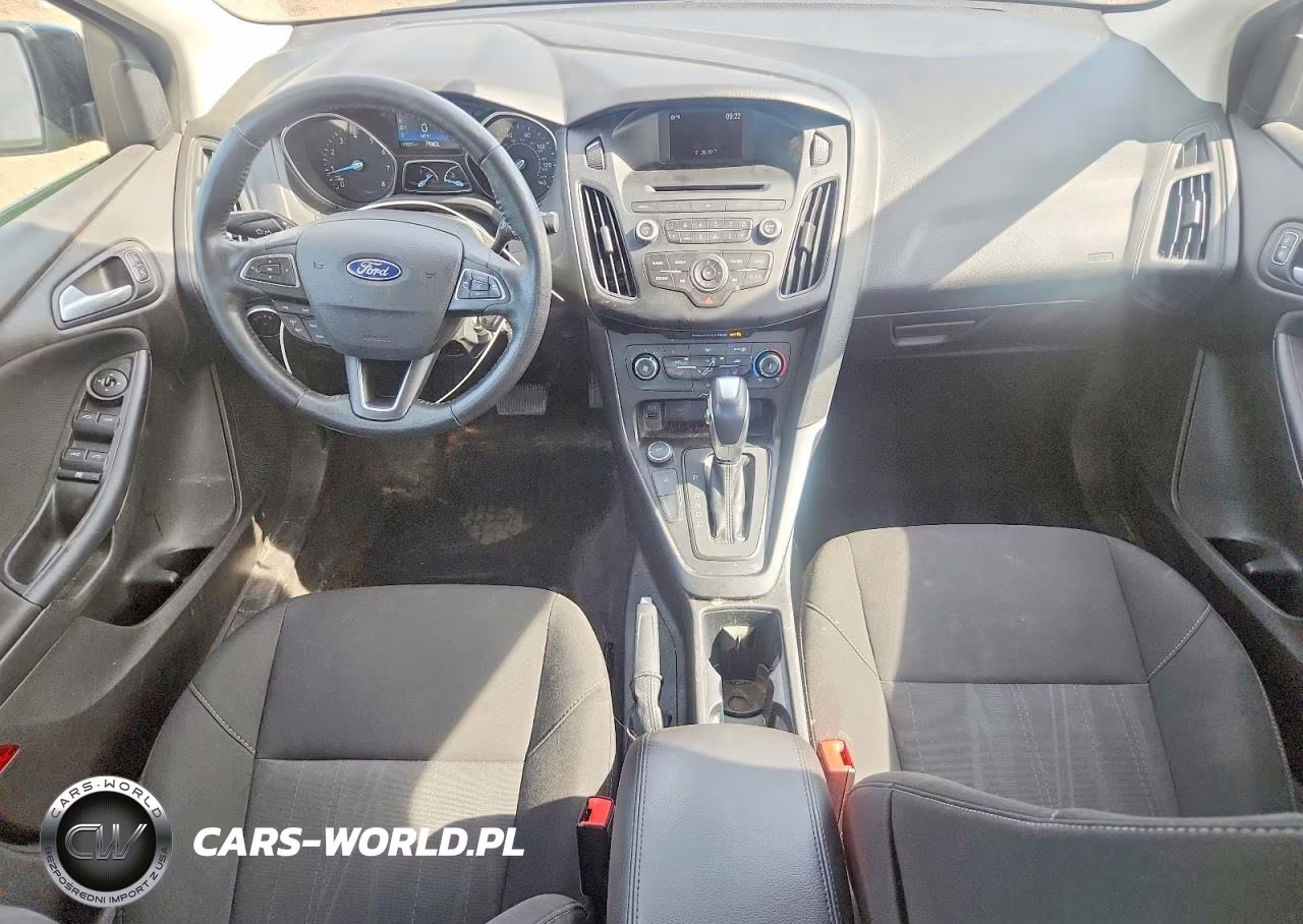 2016 Ford Focus Se VIN:1FADP3F25GL390292 - 8