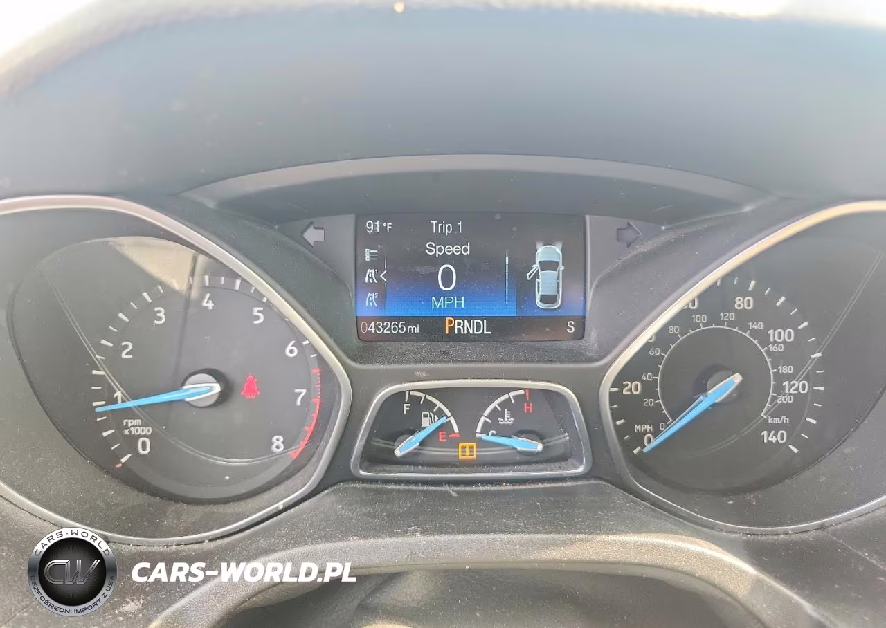 2016 Ford Focus Se VIN:1FADP3F25GL390292 - 9