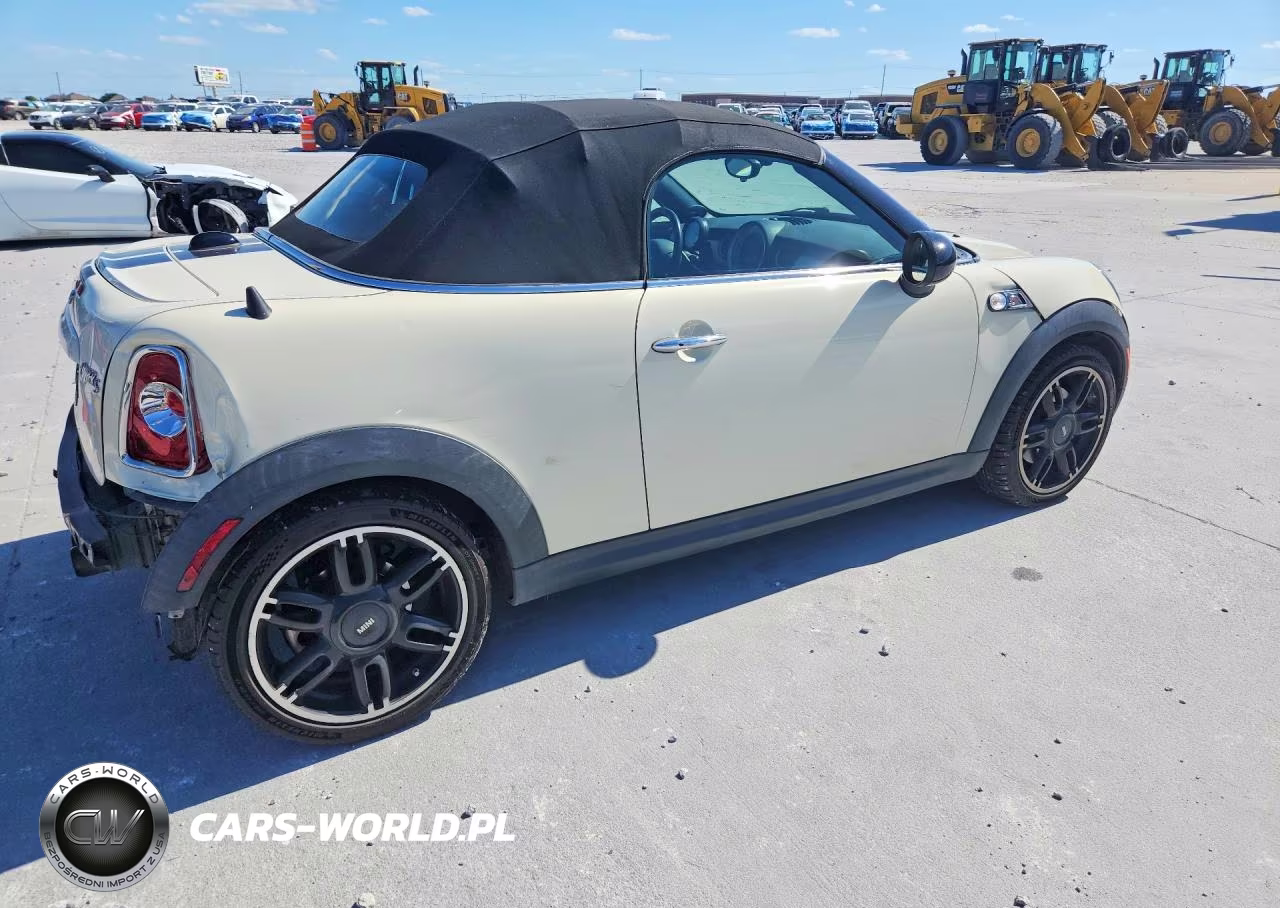 2014 Mini Cooper Roadster S VIN:WMWSY3C54ET566661 - 3
