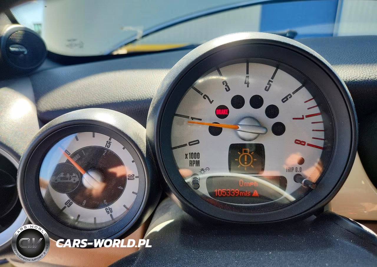 2014 Mini Cooper Roadster S VIN:WMWSY3C54ET566661 - 9