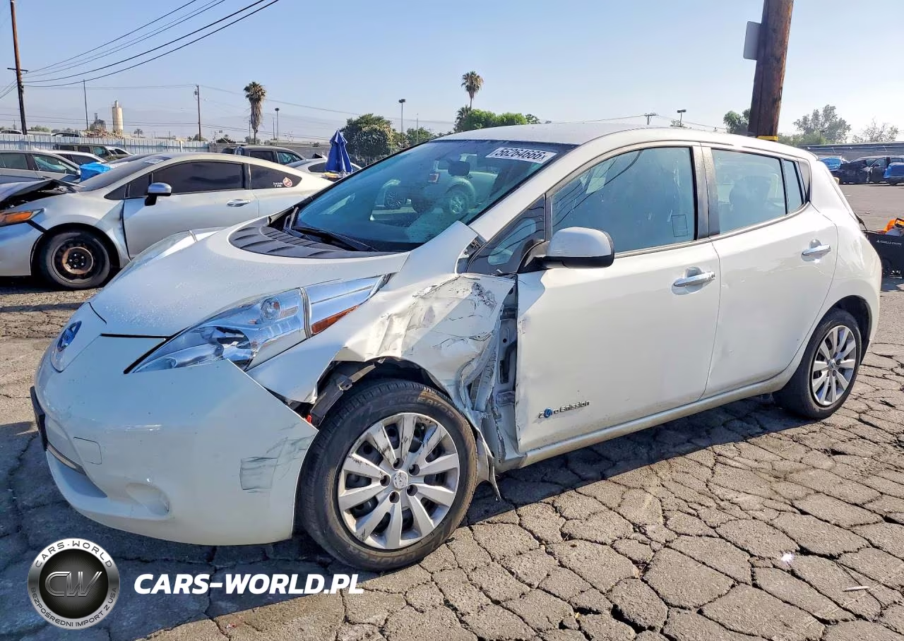 2015 Nissan Leaf S – zdjęcie 1 z 12