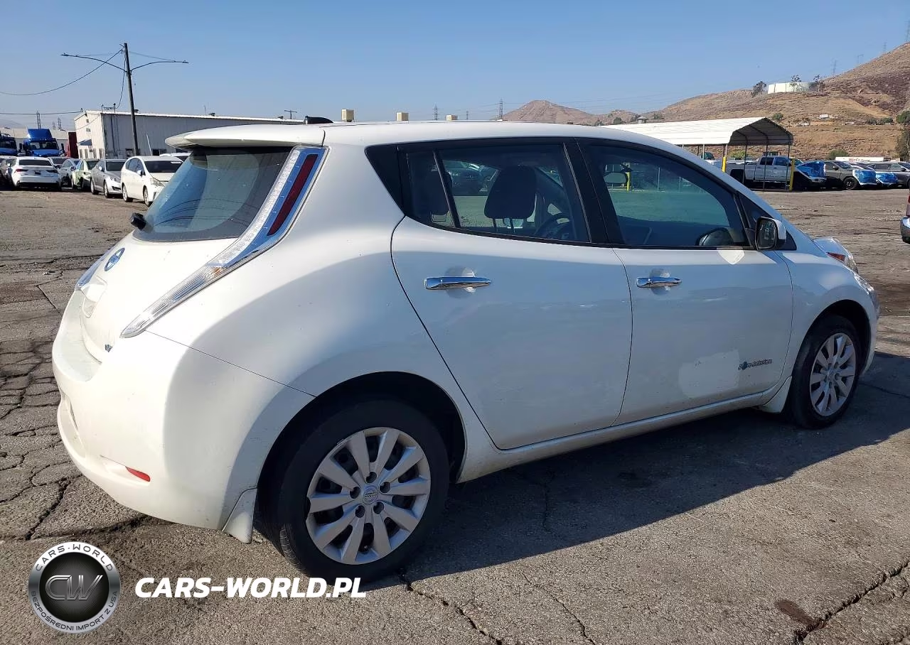 2015 Nissan Leaf S VIN:1N4AZ0CP9FC303391 - 3