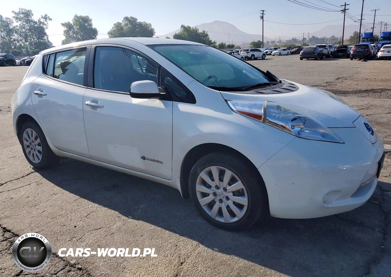 2015 Nissan Leaf S VIN:1N4AZ0CP9FC303391 - 4
