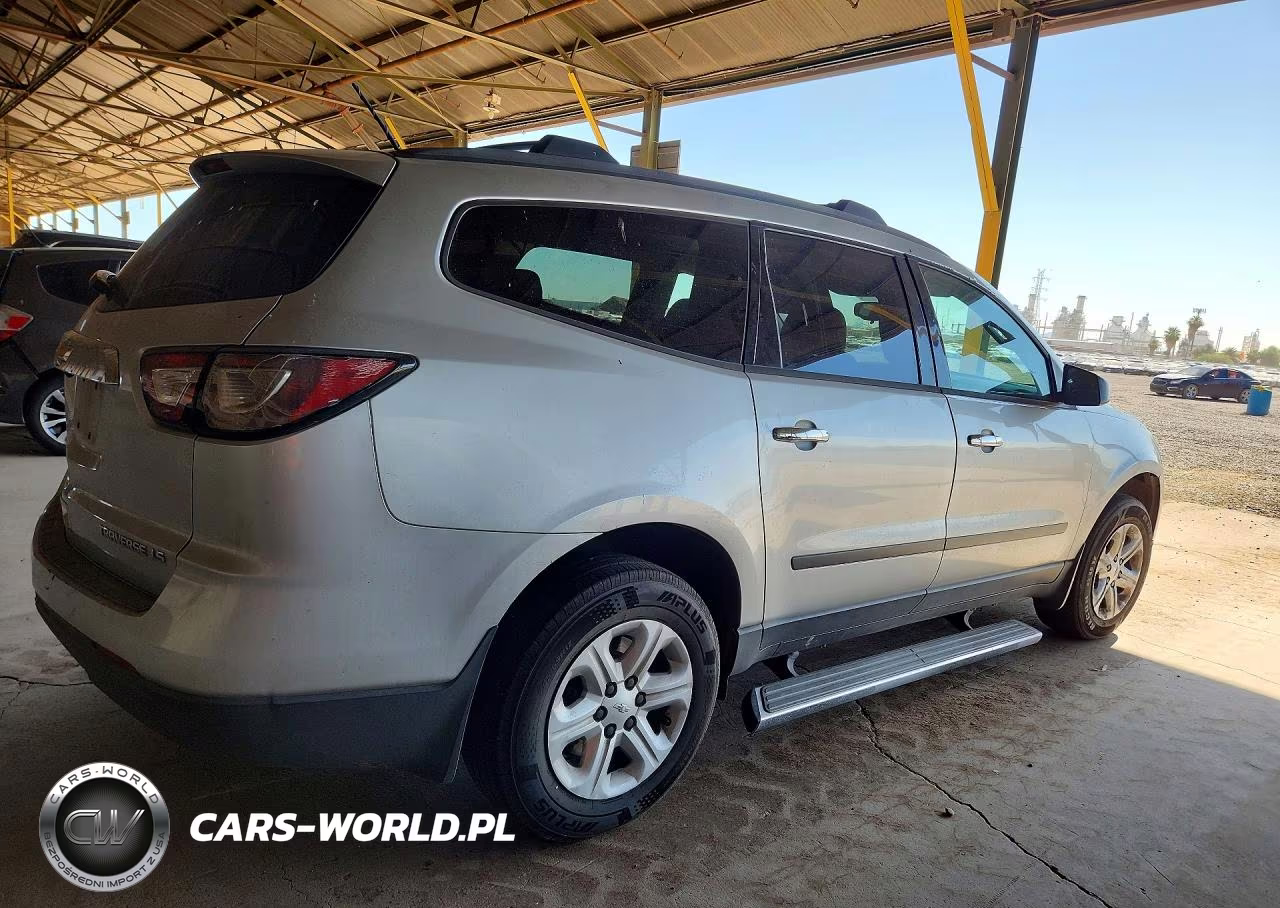 2013 Chevrolet Traverse Ls VIN:1GNKRFED3DJ107564 - 3