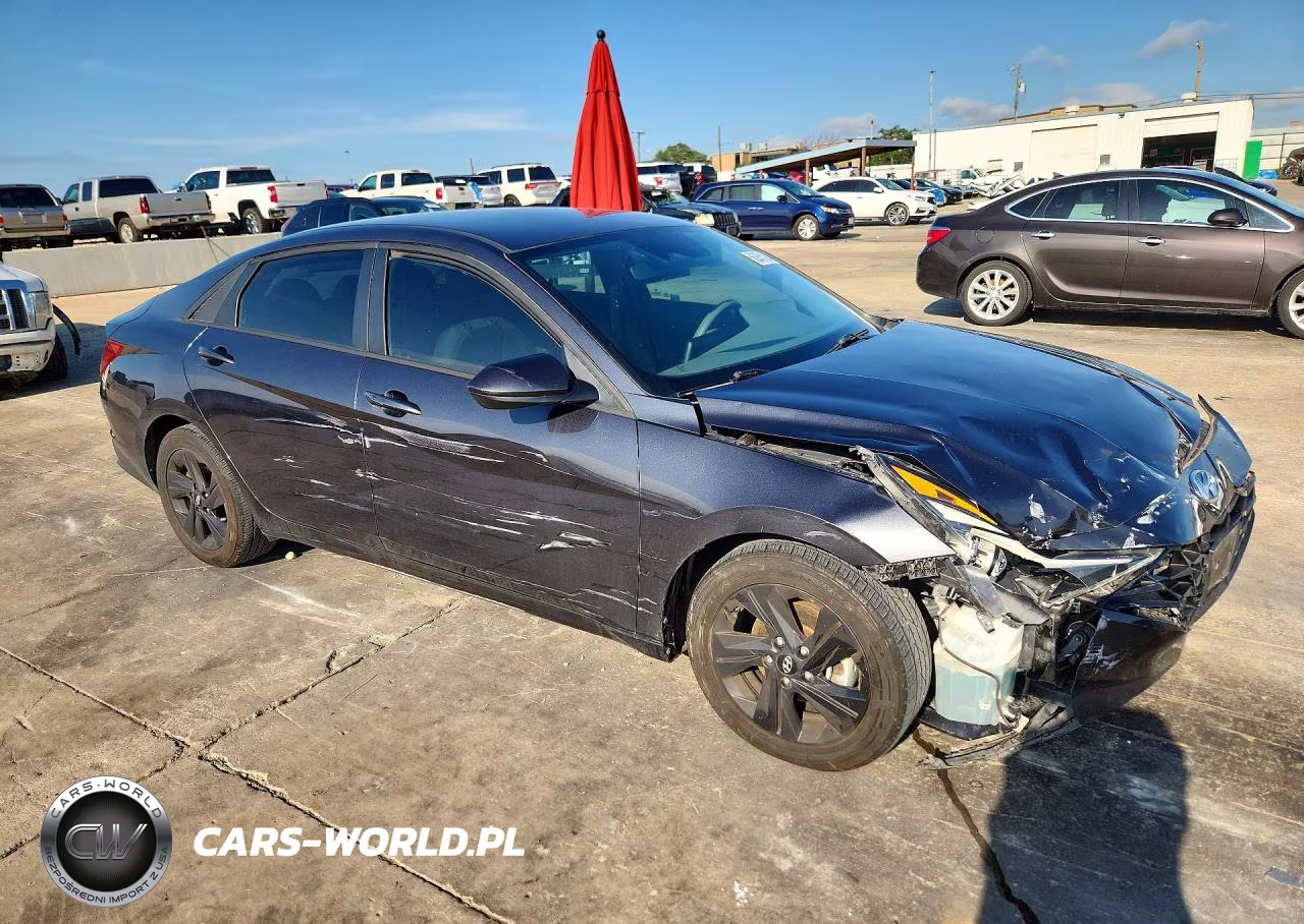 2021 Hyundai Elantra Sel VIN:5NPLM4AG3MH004296 - 4