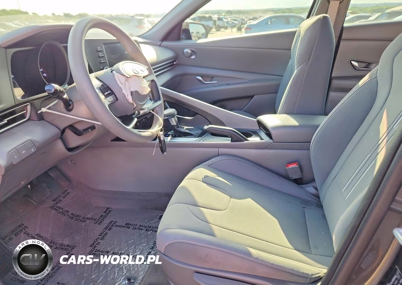 2021 Hyundai Elantra Sel VIN:5NPLM4AG3MH004296 - 7