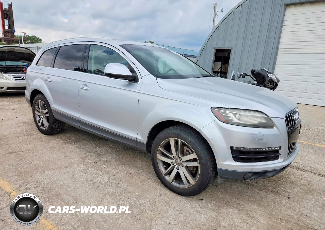2011 Audi Q7 Premium Plus VIN:WA1LGAFE8BD003929 - 4