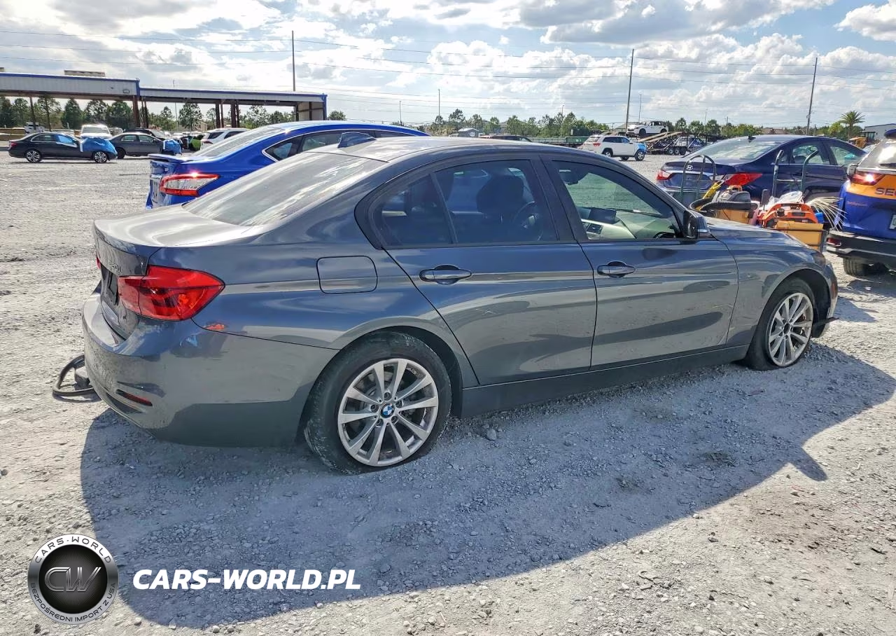 2018 BMW 320 Xi VIN:WBA8A3C56JA499890 - 3