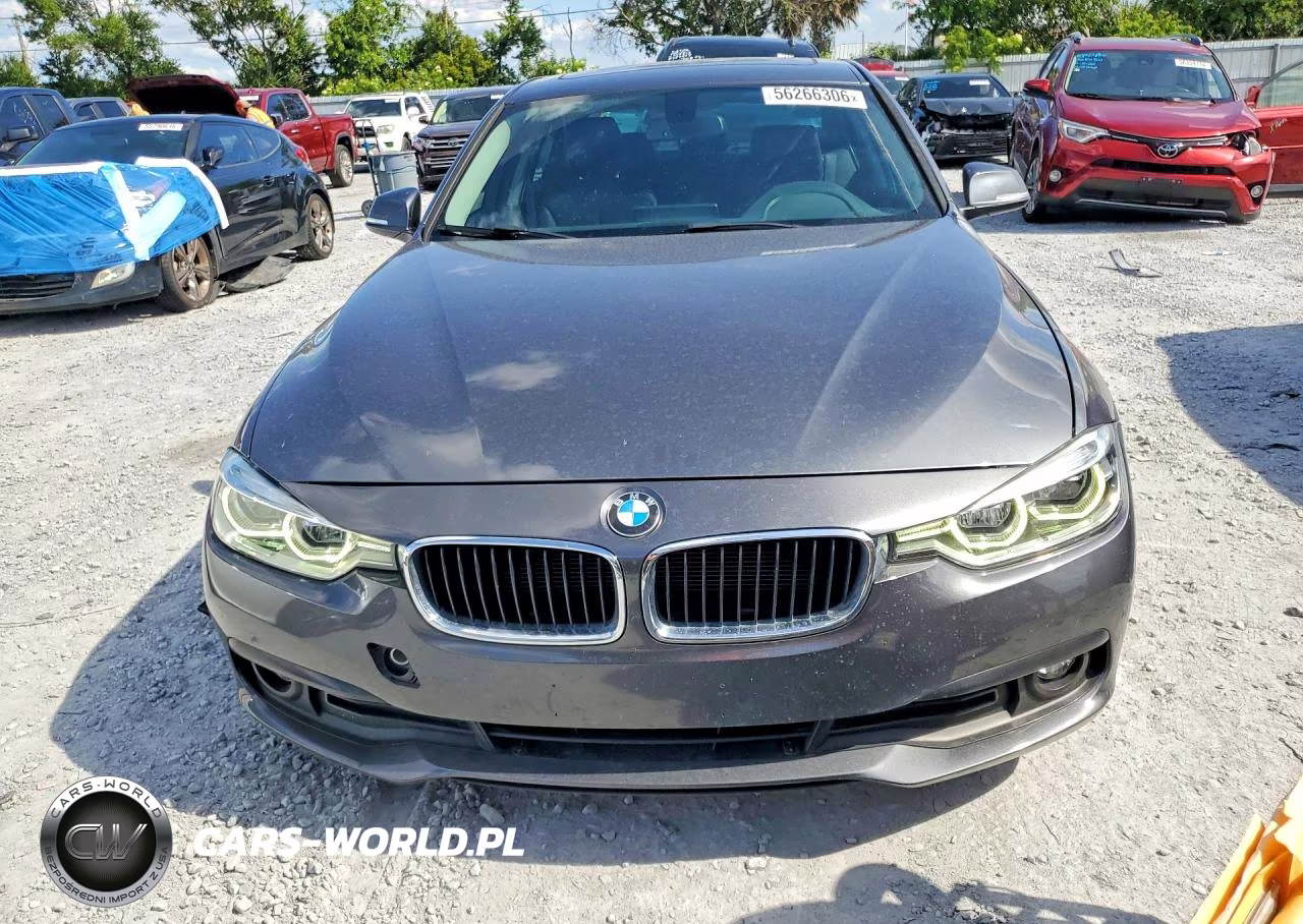 2018 BMW 320 Xi VIN:WBA8A3C56JA499890 - 5