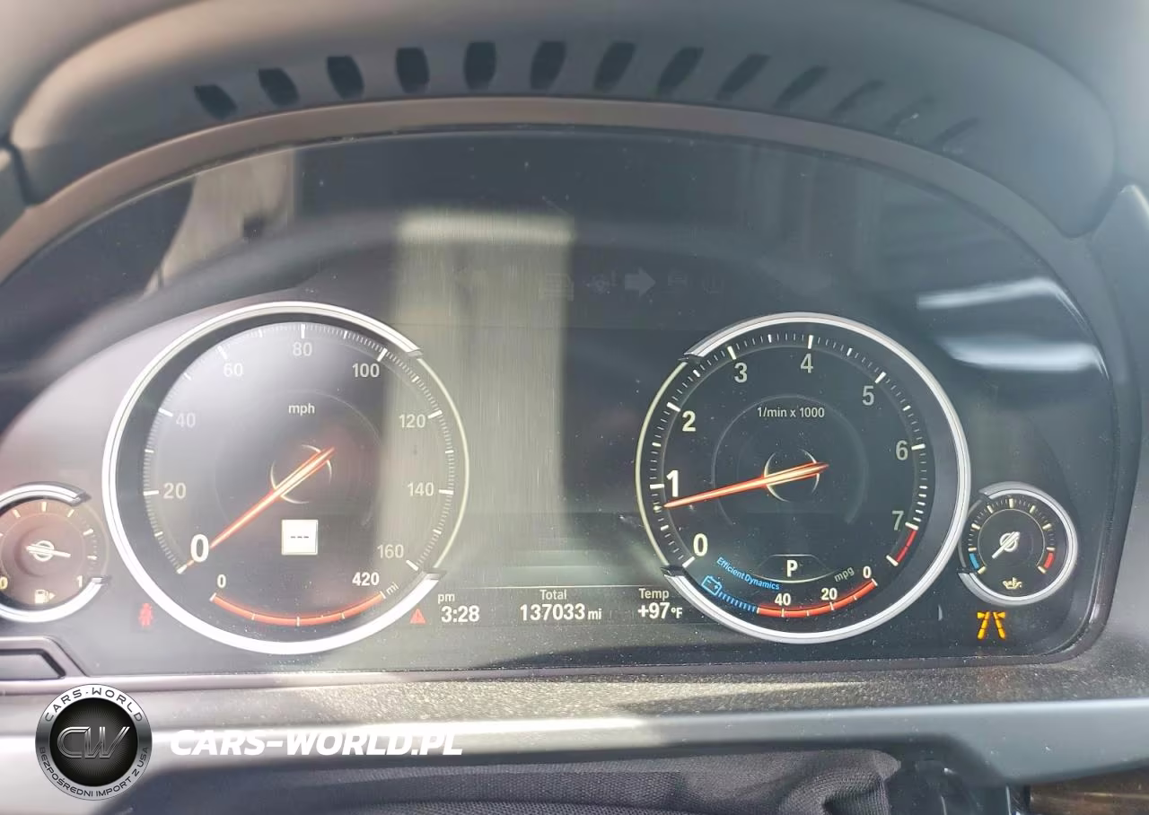 2015 BMW X6 xDrive50I VIN:5UXKU6C52F0F94334 - 9