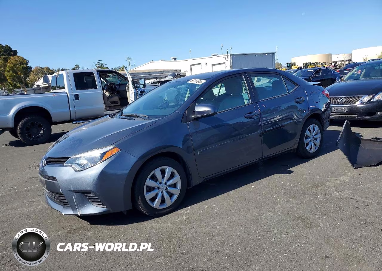 2014 Toyota Corolla Le – zdjęcie 1 z 13