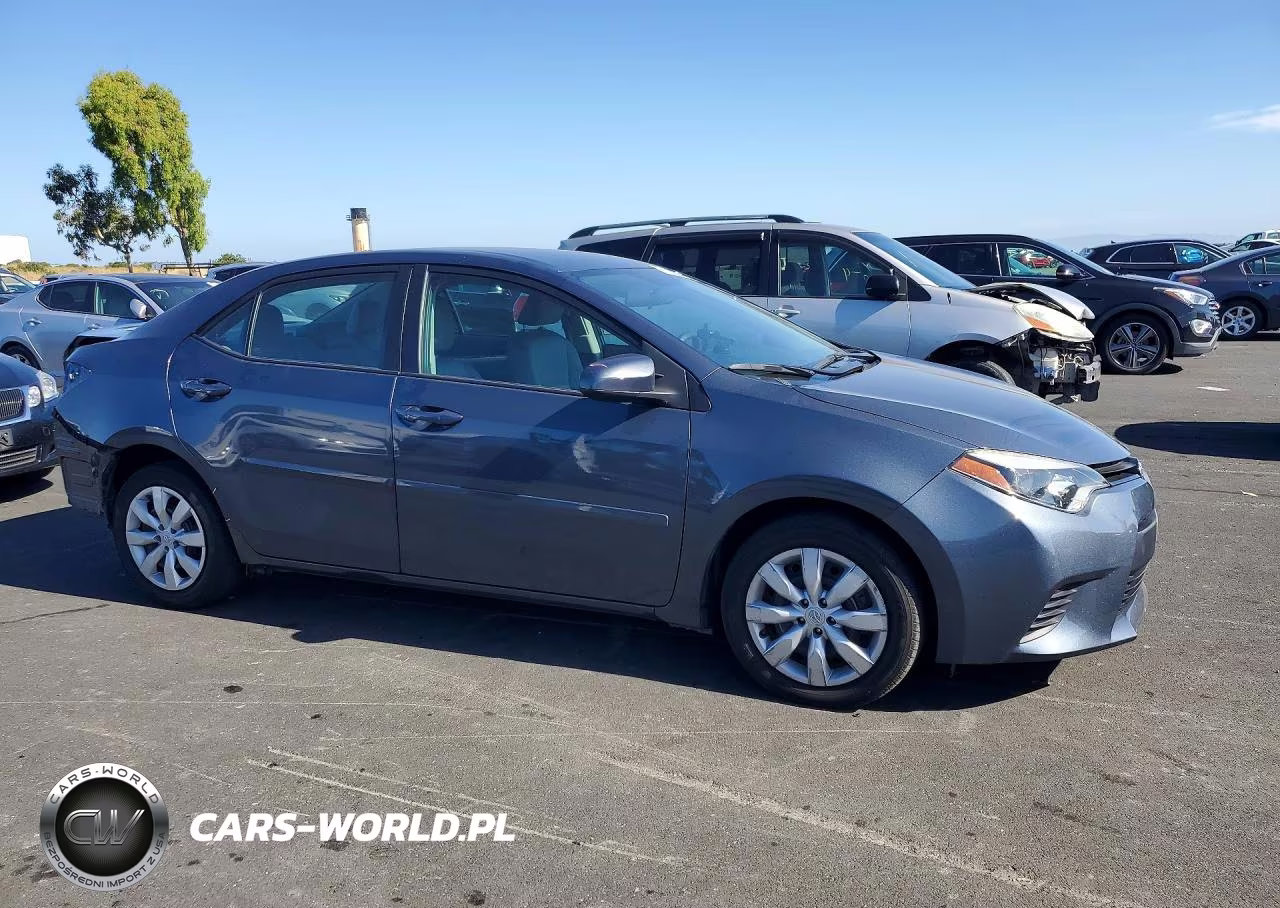 2014 Toyota Corolla Le VIN:5YFBURHE6EP159894 - 4
