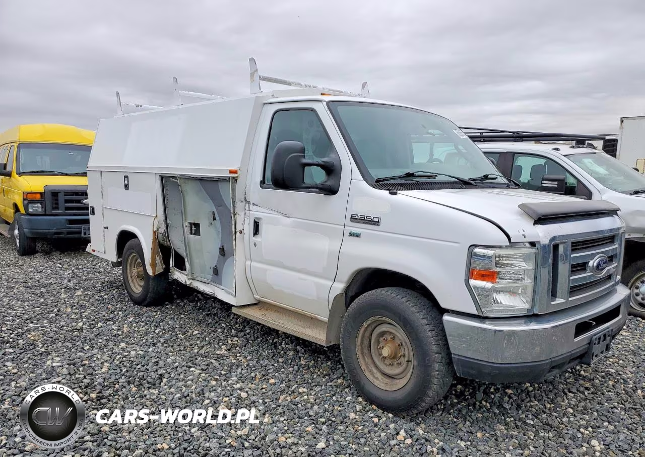 2016 Ford Econoline E350 Super Duty Cutaway Van VIN:1FDWE3FL3GDC42049 - 4