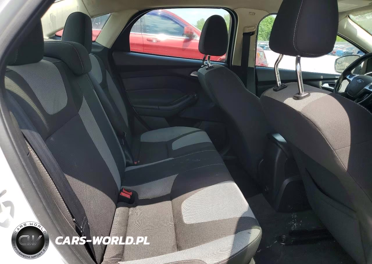 2012 Ford Focus Se VIN:1FAHP3F25CL233194 - 10