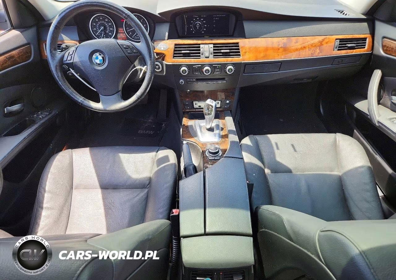 2010 BMW 528 I VIN:WBANU5C59AC126126 - 8