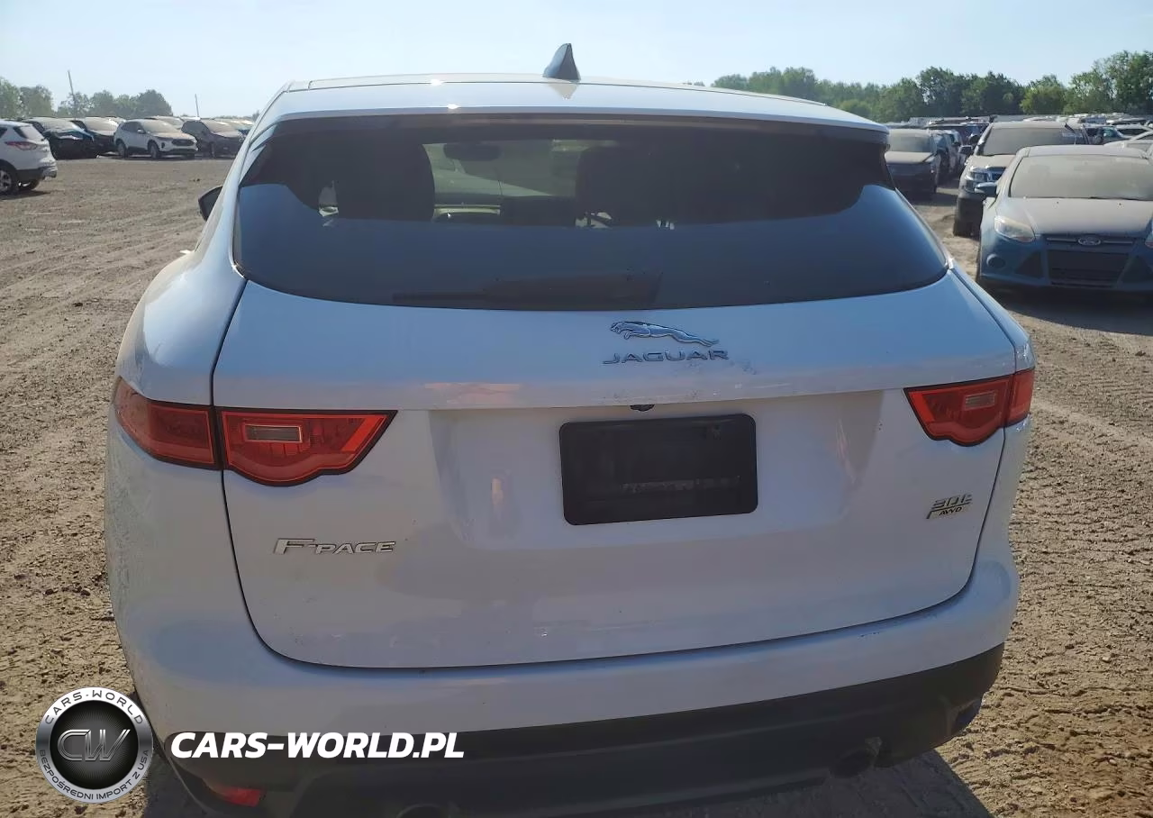 2020 Jaguar F-Pace Prestige VIN:SADCK2GX6LA637368 - 6