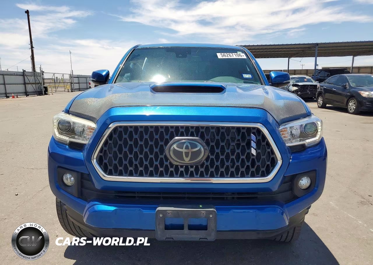 2018 Toyota Tacoma Trd Sport VIN:5TFAZ5CN7JX064639 - 5