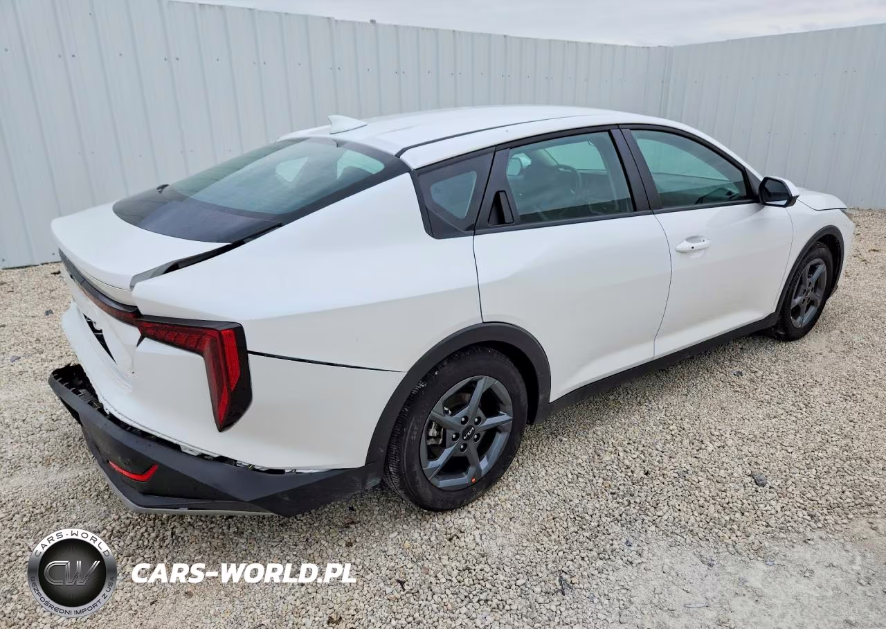 2026 Kia K4 Lxs VIN:3KPFT4DE4TE254496 - 3