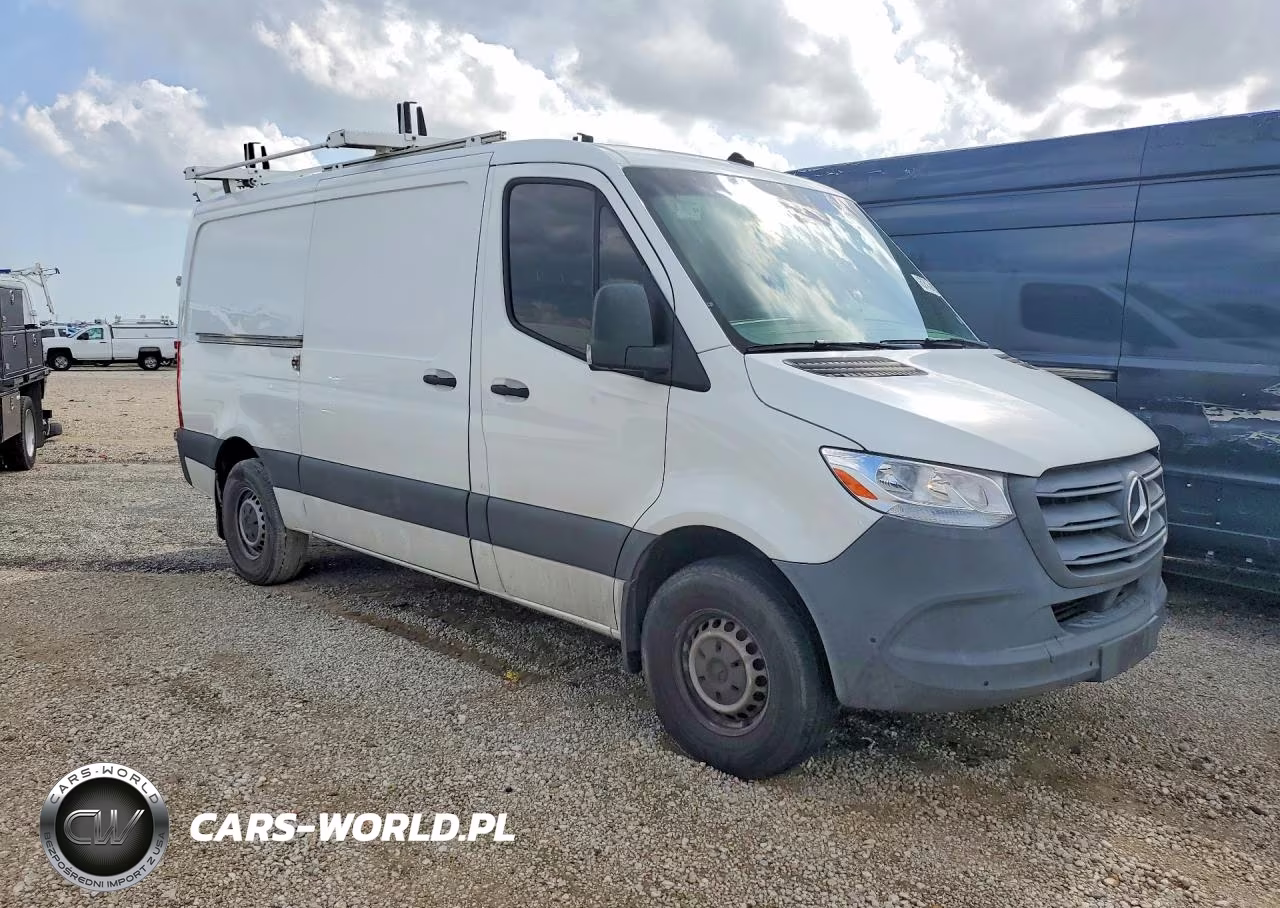 2019 Mercedes-Benz Sprinter 1500 VIN:W1Y70BGY3KT017894 - 4