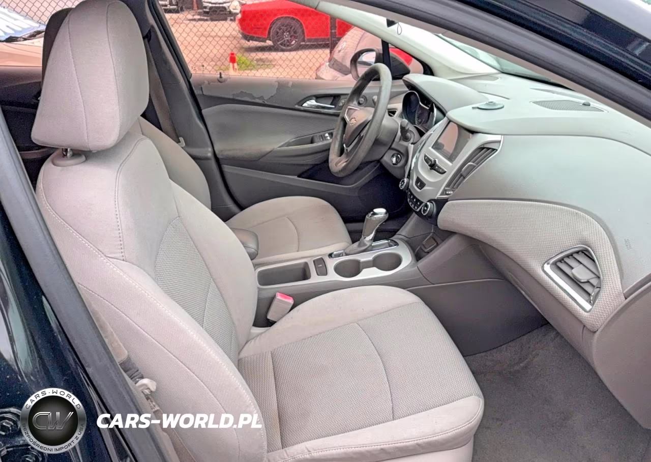 2018 Chevrolet Cruze Ls VIN:1G1BC5SMXJ7127630 - 5