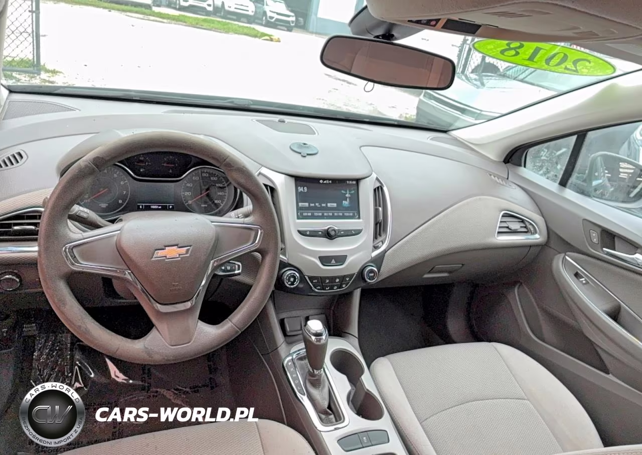 2018 Chevrolet Cruze Ls VIN:1G1BC5SMXJ7127630 - 9