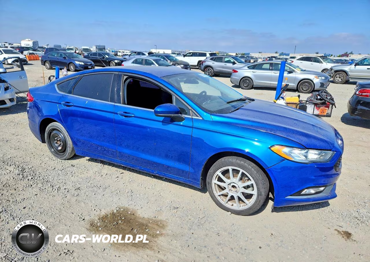2018 Ford Fusion Se VIN:3FA6P0HD8JR136722 - 4