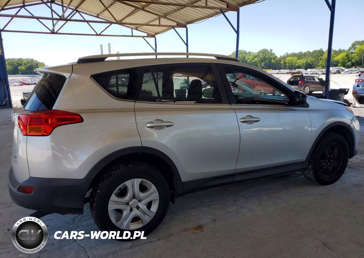 2015 Toyota Rav4 Le VIN:2T3BFREV2FW356437 - 3