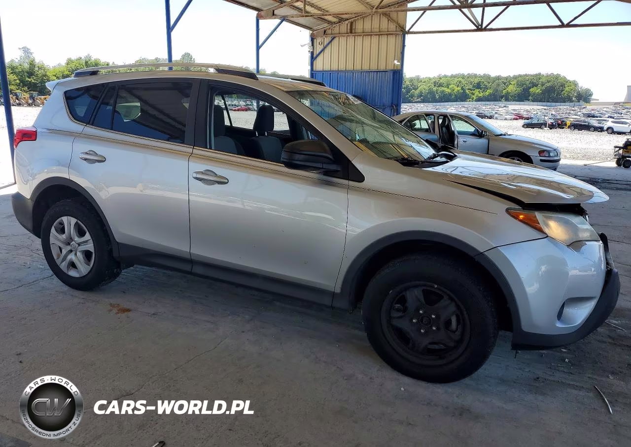 2015 Toyota Rav4 Le VIN:2T3BFREV2FW356437 - 4