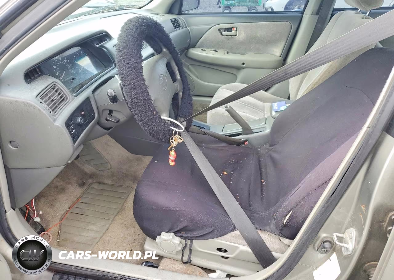 1998 Toyota Camry Le VIN:JT2BG22K2W0130989 - 7
