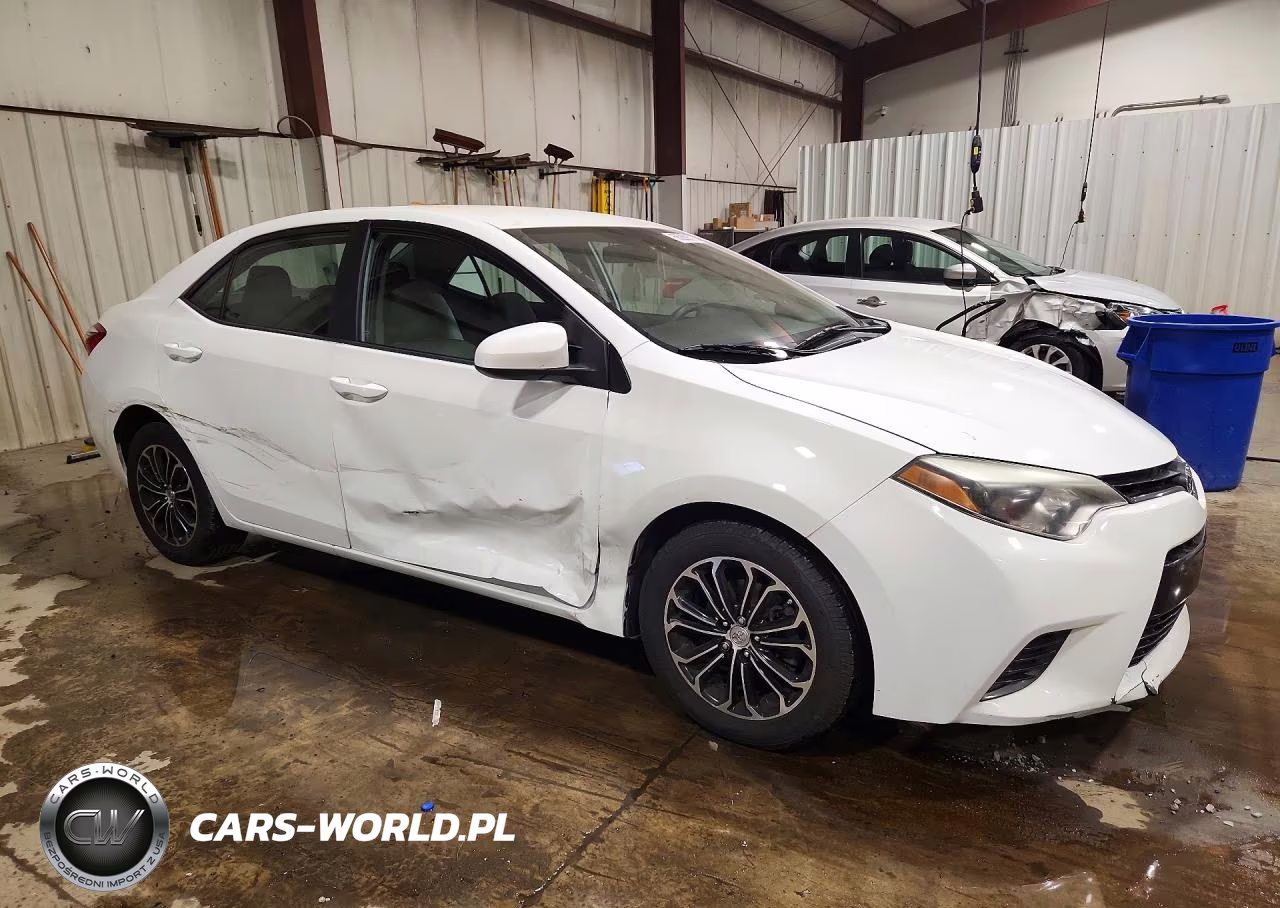 2016 Toyota Corolla Le VIN:2T1BURHE6GC717827 - 4