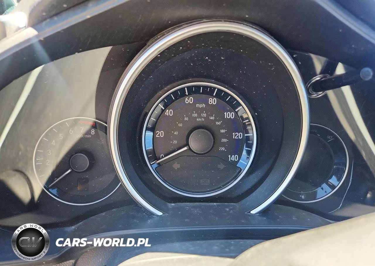 2015 Honda Fit Lx VIN:3HGGK5H50FM709086 - 9