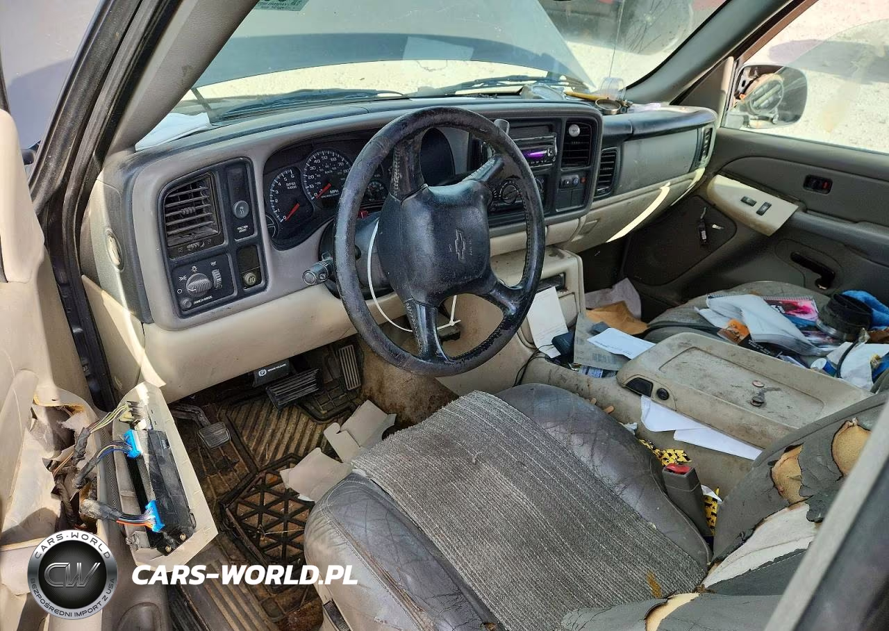 2001 Chevrolet Suburban C1500 VIN:3GNEC16T01G225673 - 8