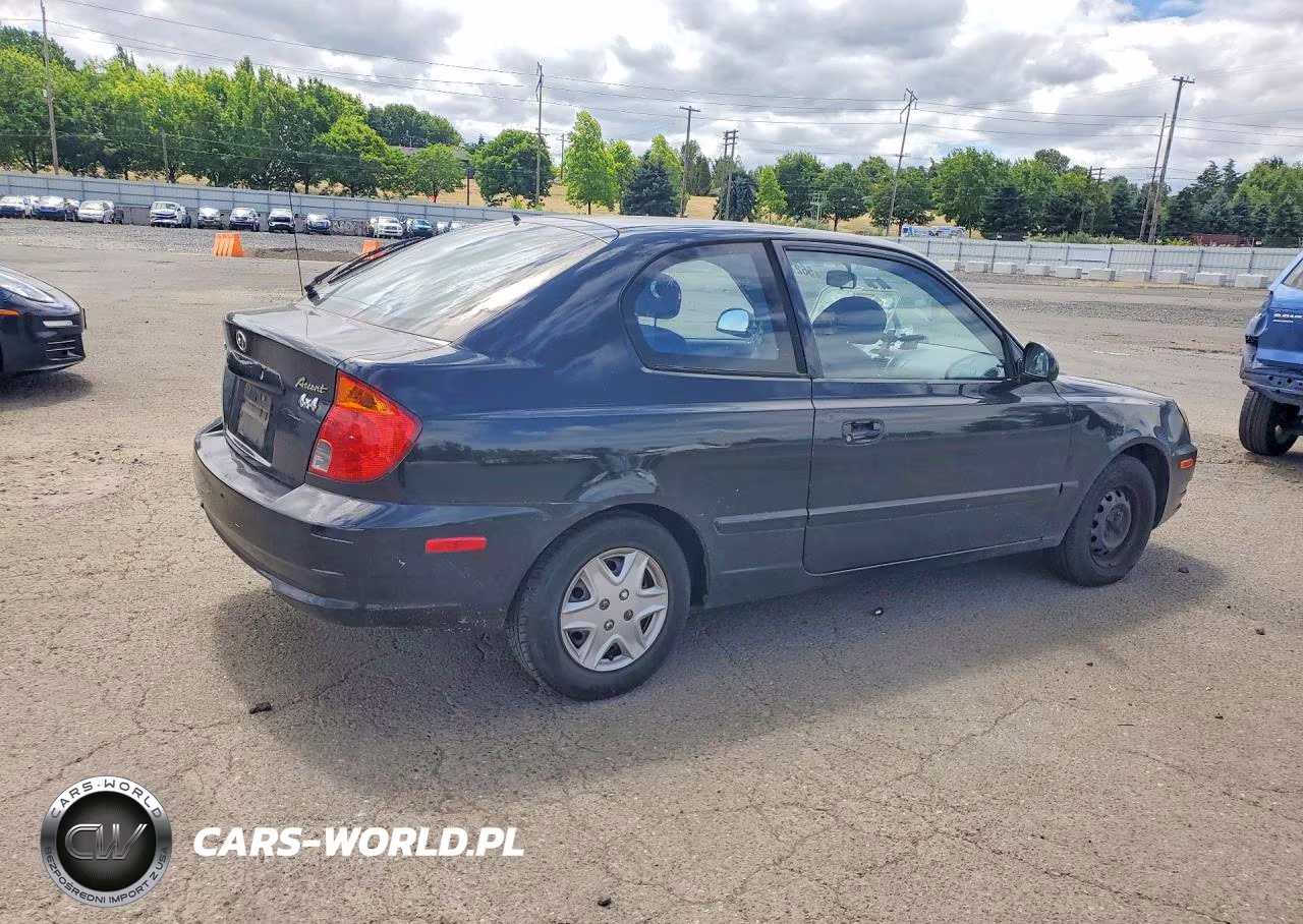 2005 Hyundai Accent Gs VIN:KMHCG35C95U330261 - 3