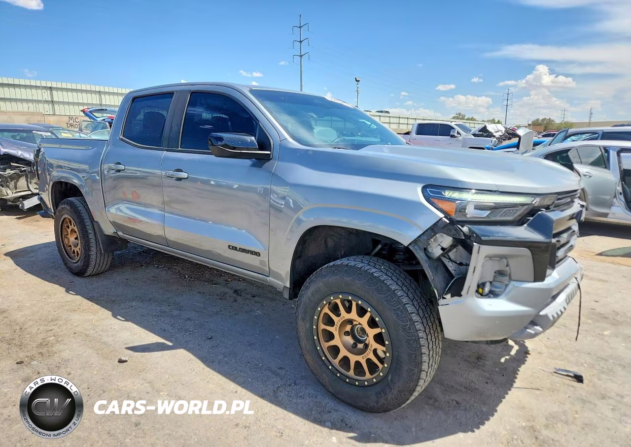 2024 Chevrolet Colorado Z71 VIN:1GCPTDEK9R1112911 - 4