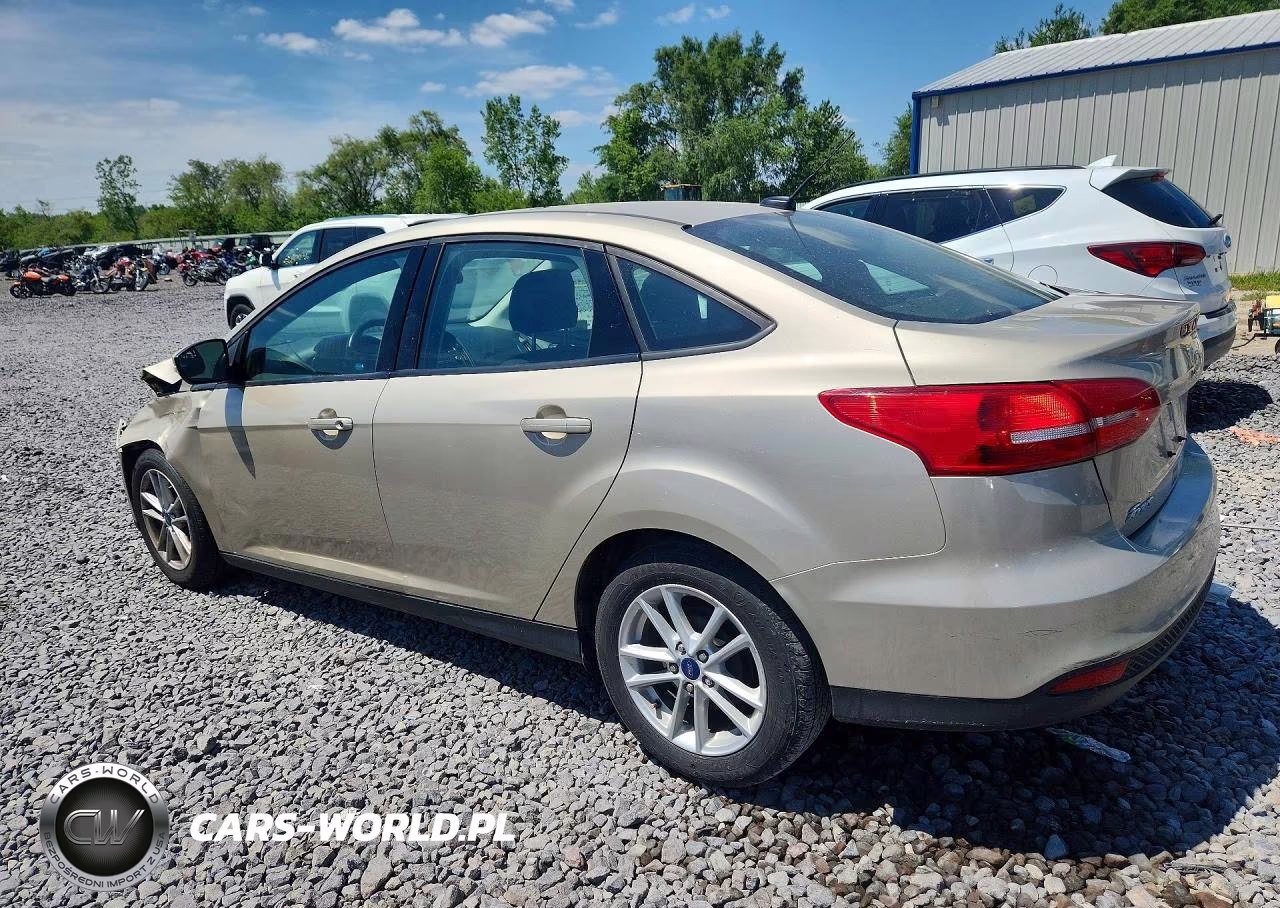 2017 Ford Focus Se VIN:1FADP3F26HL302559 - 2