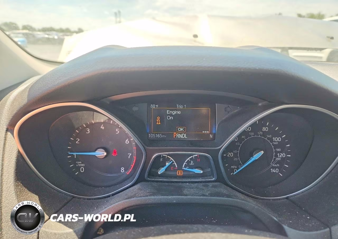 2017 Ford Focus Se VIN:1FADP3F26HL302559 - 9