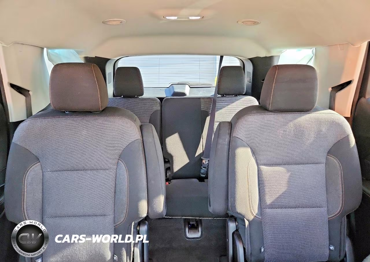 2019 Chevrolet Traverse Lt VIN:1GNERGKW3KJ197076 - 10