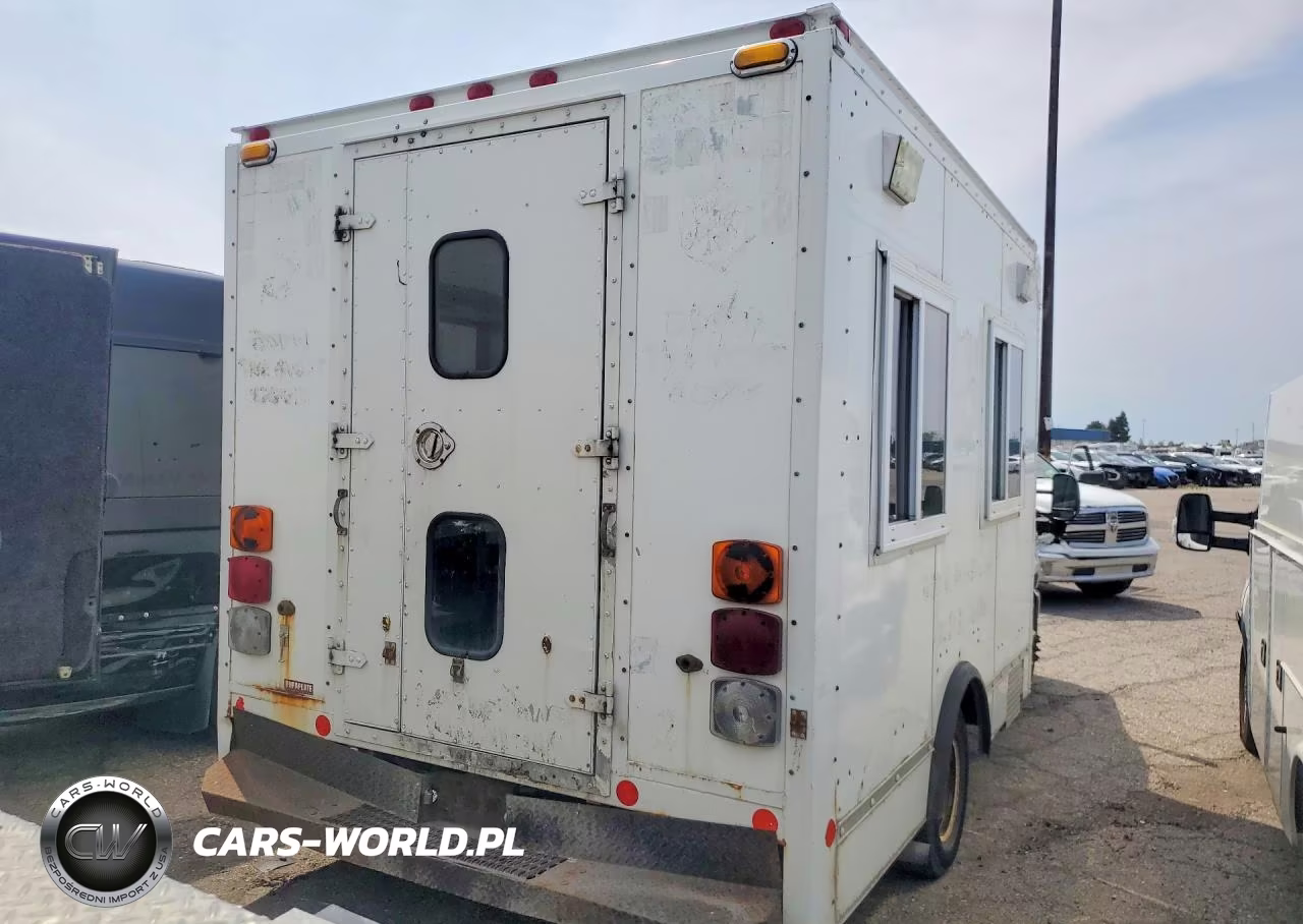 2008 Ford Econoline E350 Super Duty Cutaway Van VIN:1FDWE35LX8DB55185 - 6