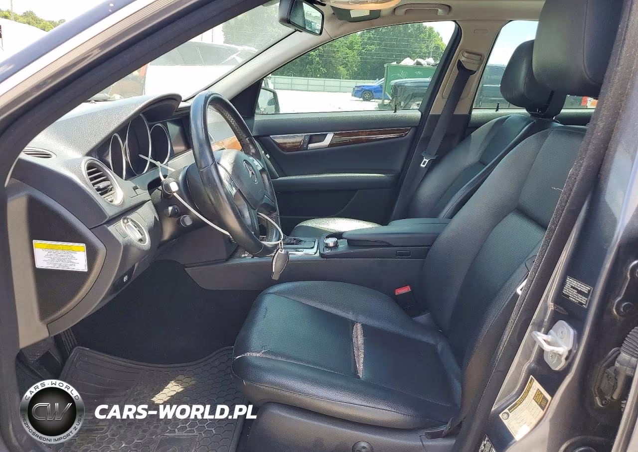 2013 Mercedes-Benz C 300 4Matic VIN:WDDGF8AB8DR250704 - 7