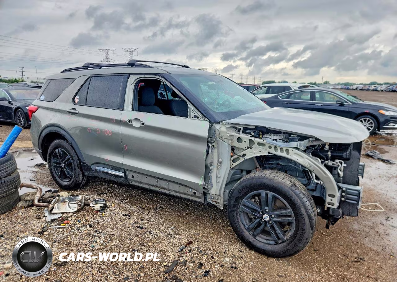 2020 Ford Explorer Xlt VIN:1FMSK8DH1LGB25114 - 4